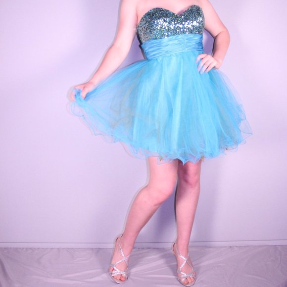 Short Aqua Blue Formal Dress - Picture 1 of 4